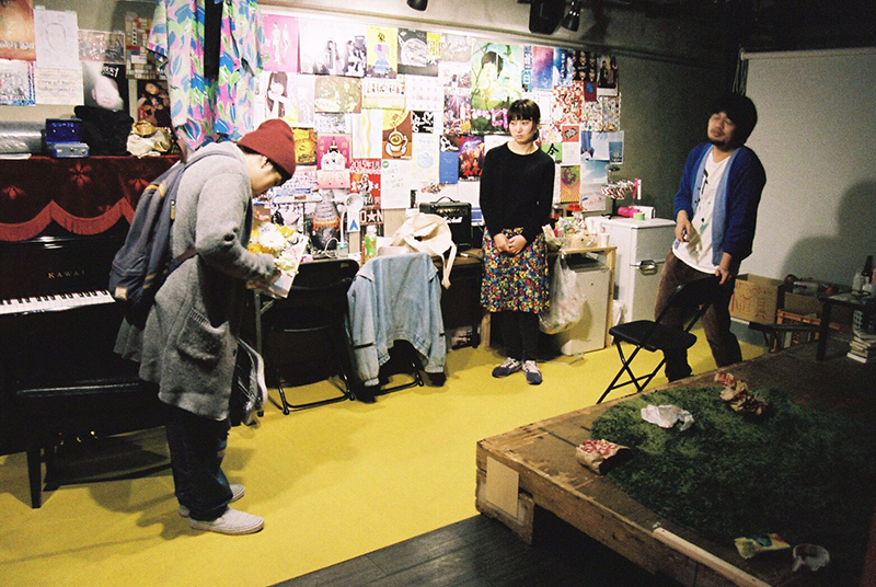 『蛇の足がき』舞台写真