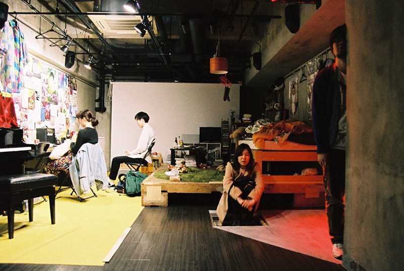 『蛇の足がき』舞台写真