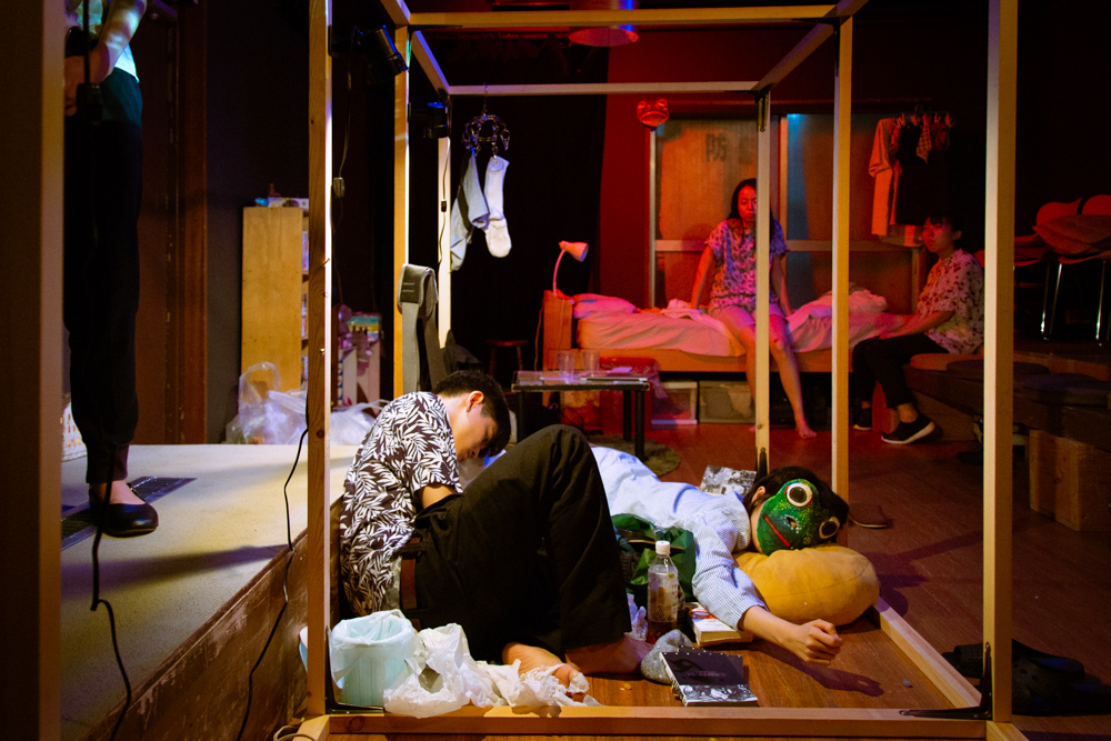 『自ら慰めて』舞台写真